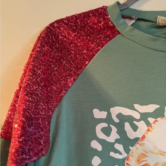 NWT Southern Grace Santa Baby Raglan Shirt Green with Pink Sequin Details - Picture 3 of 6